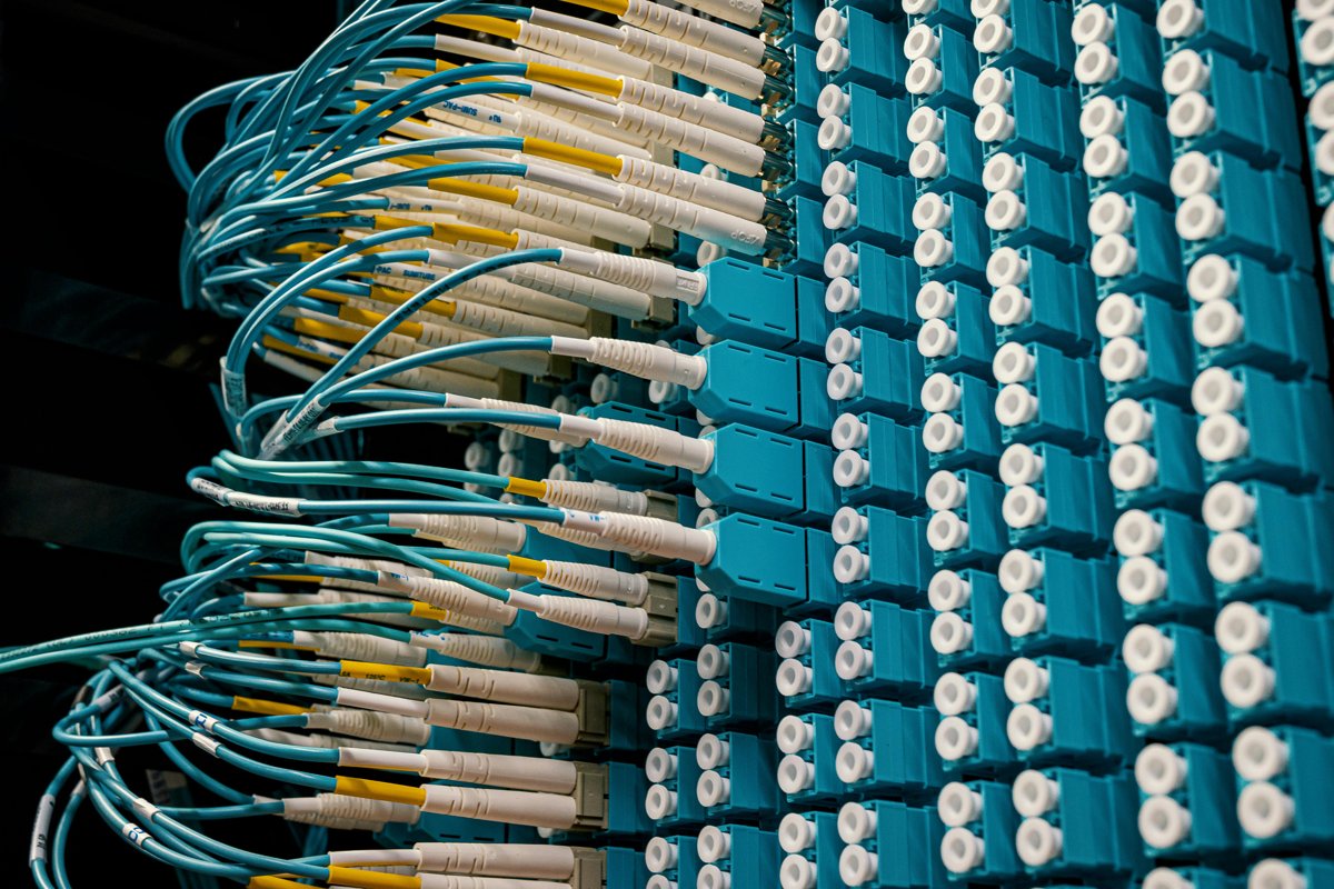 Connecter votre site web à vos outils métier : CRM, ERP et API