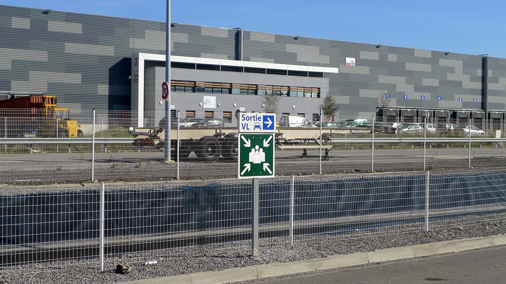 IA pour transport et logistique : optimisation de flotte, traçabilité et maintenance prédictive