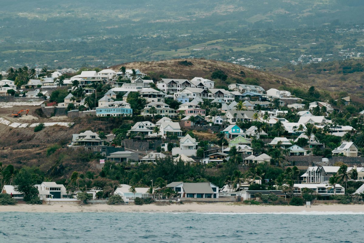 Performance web à La Réunion : optimiser son site pour convertir les visiteurs locaux