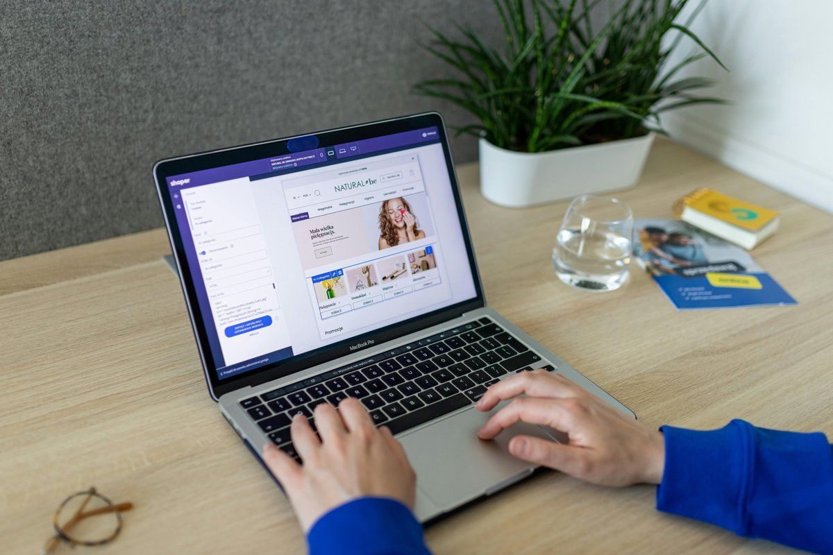 Refonte site web 2026 : comment moderniser sans sacrifier votre référencement