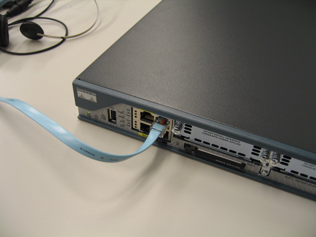 Réseau entreprise : switch, WiFi et segmentation pour PME