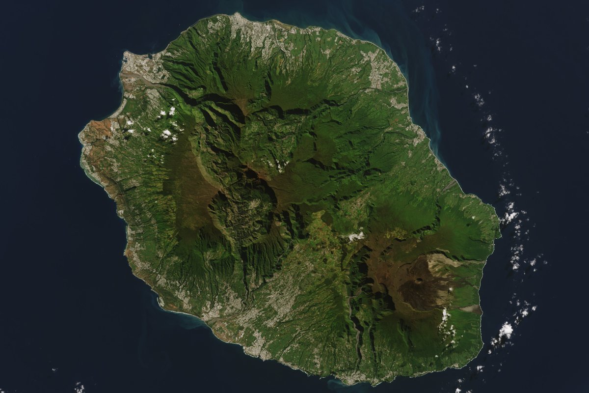 Sauvegarde cloud à La Réunion : protégez vos données contre les cyclones et les ransomwares